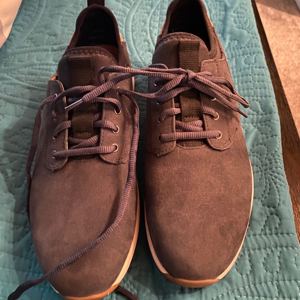 Johnston & Murphy dress shoes
